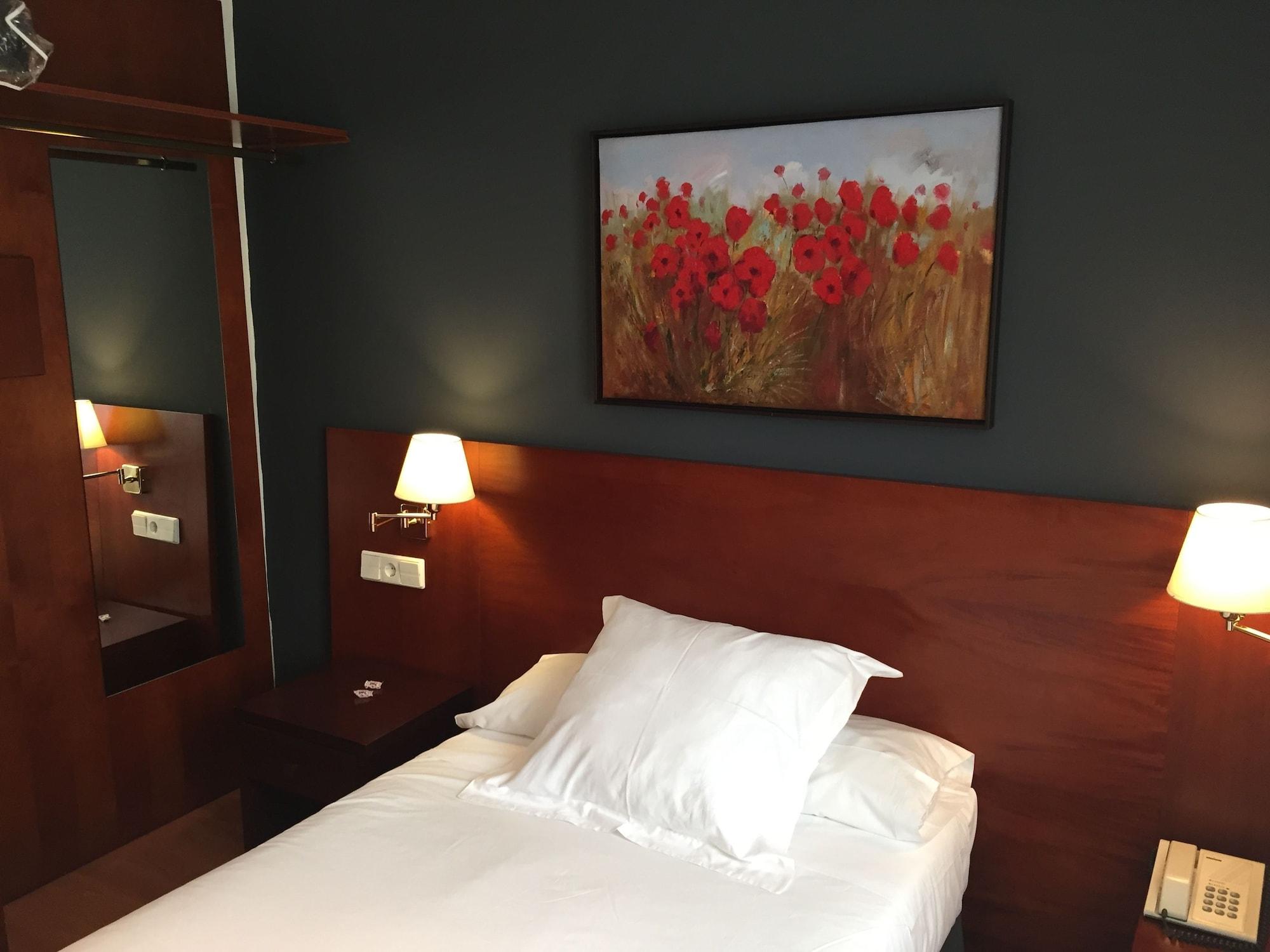 Trh Ciudad De Baeza Hotel Bagian luar foto