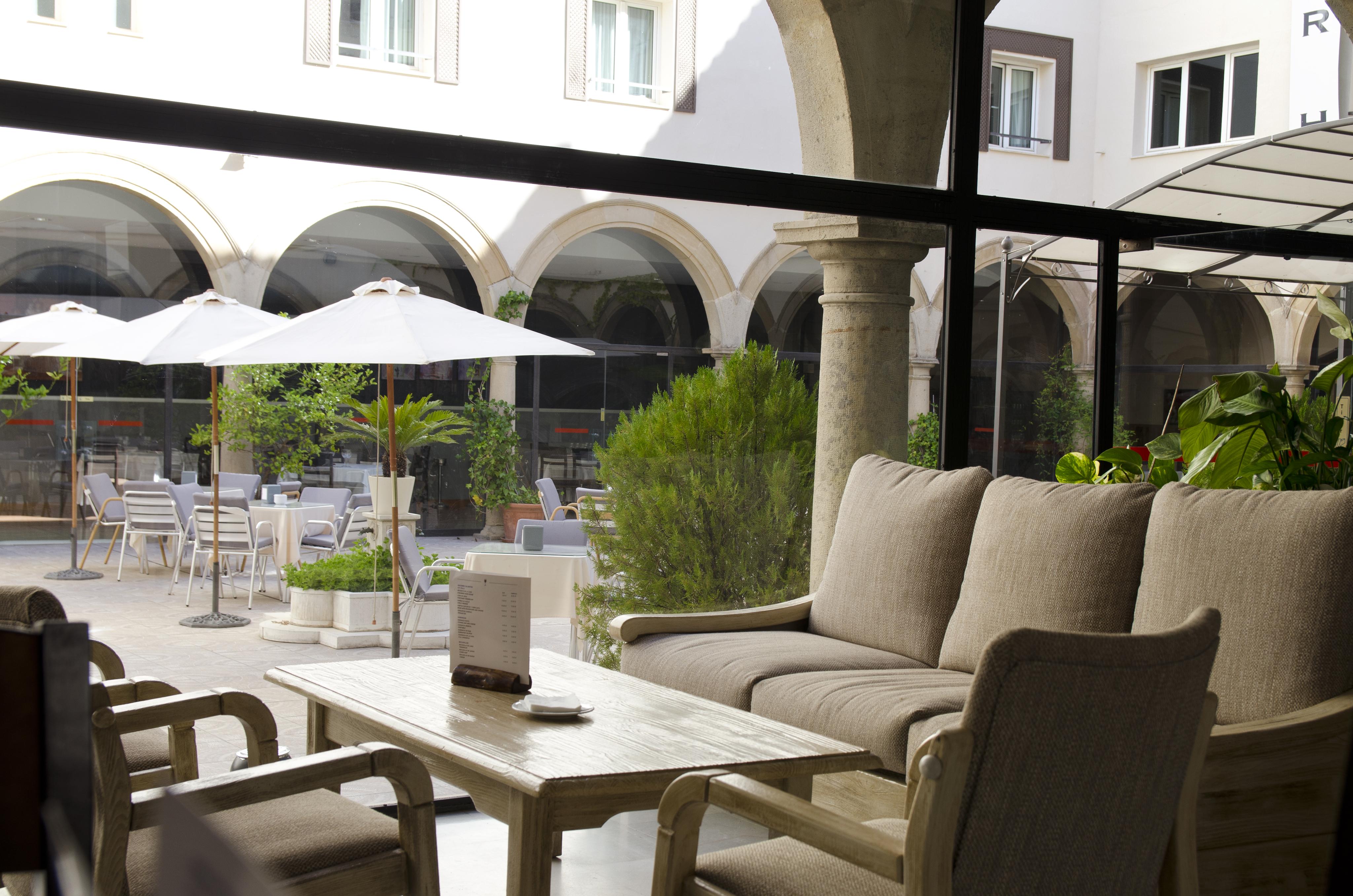 Trh Ciudad De Baeza Hotel Bagian luar foto