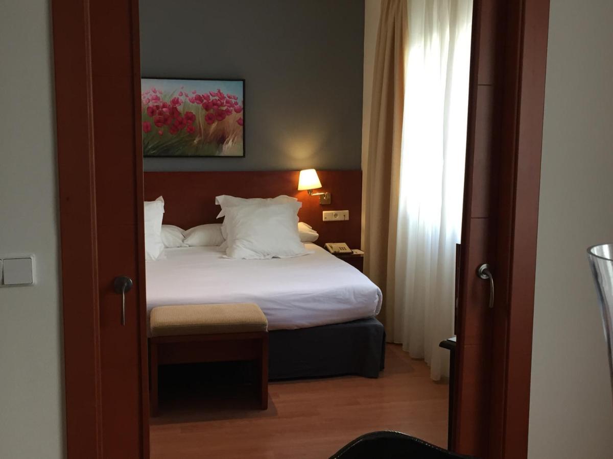 Trh Ciudad De Baeza Hotel Bagian luar foto