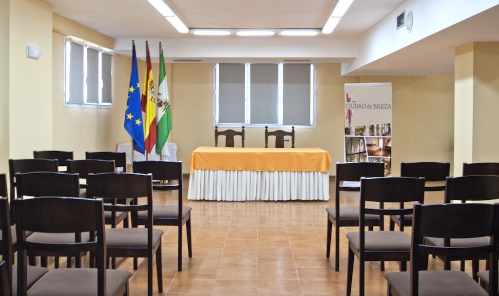 Trh Ciudad De Baeza Hotel Bagian luar foto